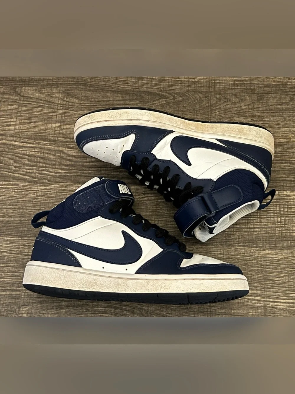 Nike Court Borough Mid 2 Boy Shoes Size- 5.5Y